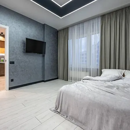 простора в аркадії, велике двоспальне ліжко, 5 хвилин до моря Fainorent *