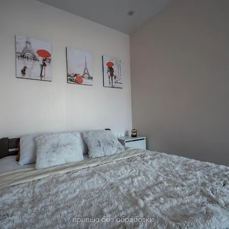 новейшая возле моря *