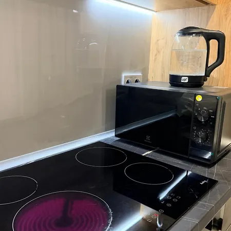 простора в аркадії, велике двоспальне ліжко, 5 хвилин до моря Fainorent Apartman