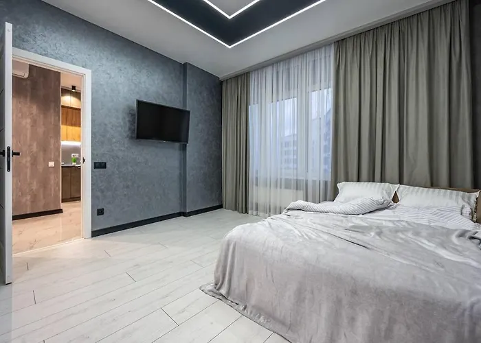 новейшая возле моря *