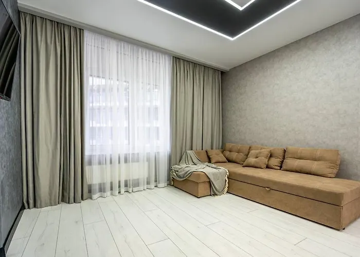 новейшая возле моря *