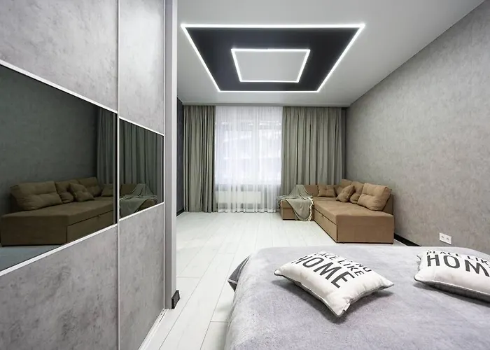 новейшая возле моря *