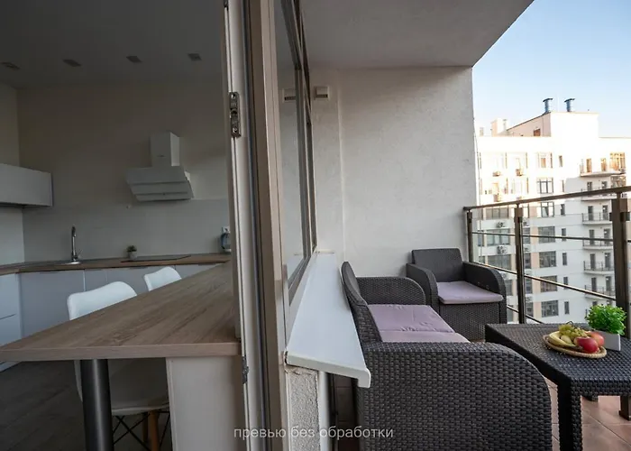 новейшая возле моря *