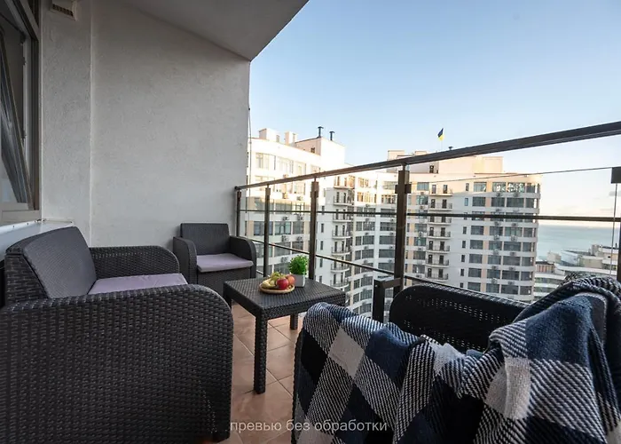 новейшая возле моря *